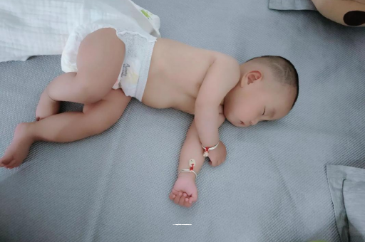 潜江尿蛋白一个加号孕妇